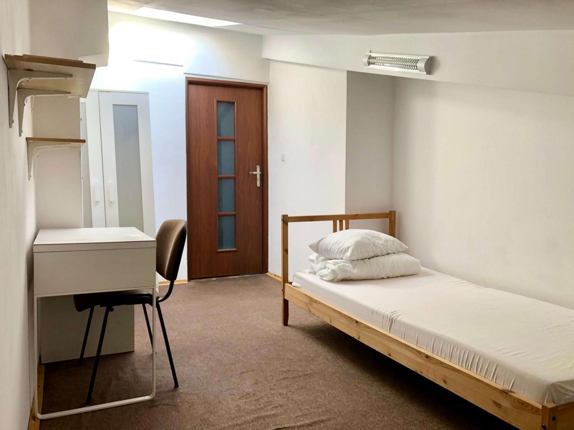 Student-House Kazimierzowska Hostel Warsaw Bilik gambar